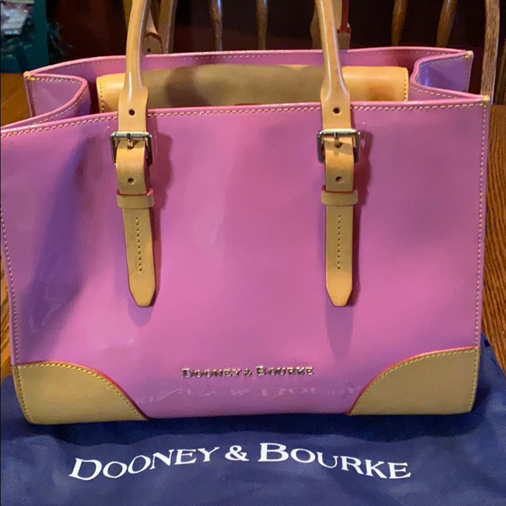 Dooney & Bourke bag